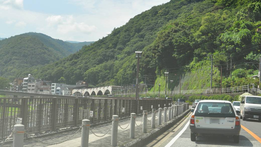 箱根湯本駅周辺の風景 / 1