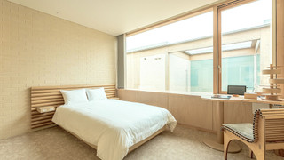 ダブルルーム ダブルベッド 1 台 禁煙