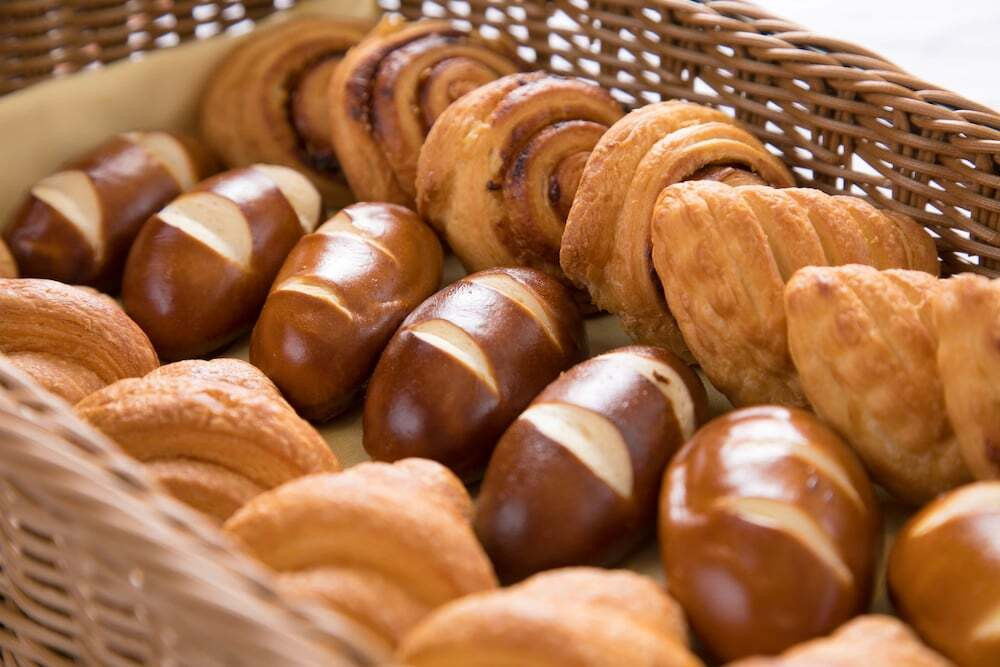 朝食のパンの例