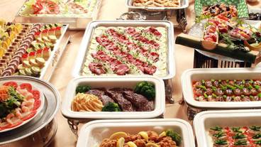 食事・飲み物 / 3