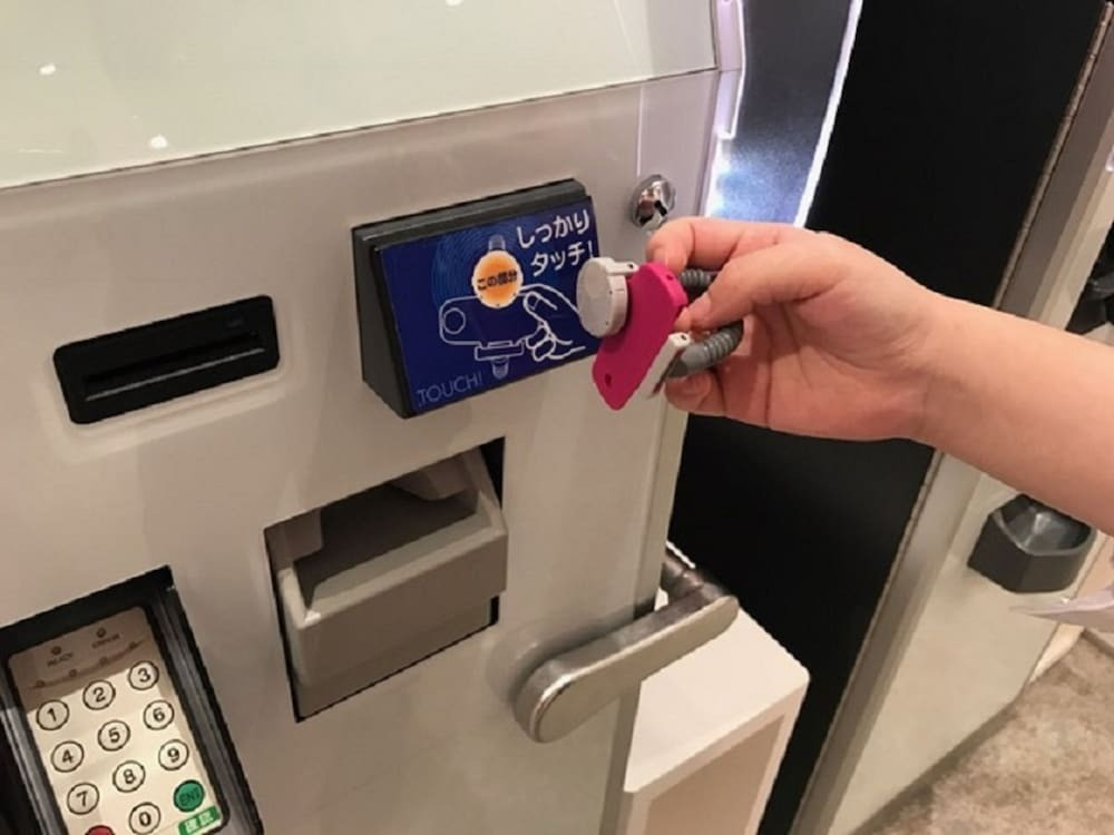 内部エントランス