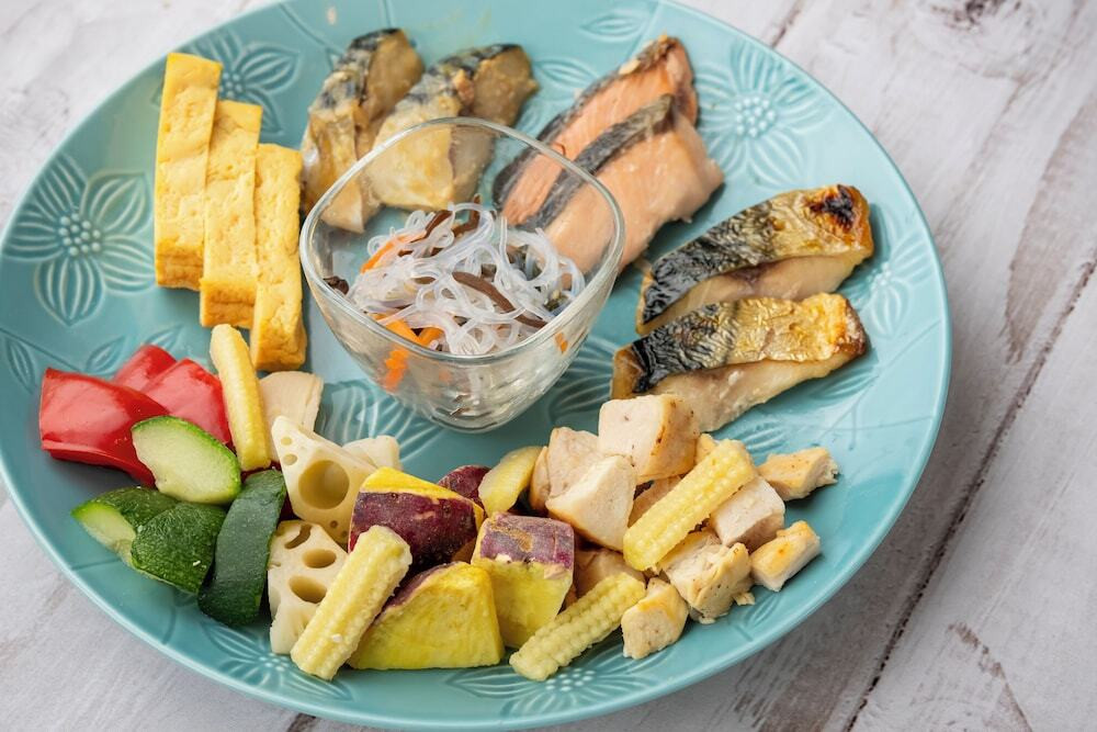 朝食