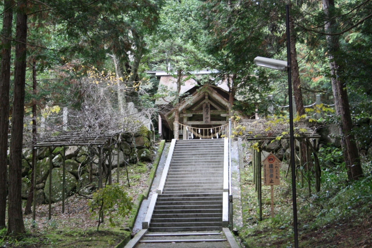 3. 御神水で有名。深い緑に包まれた「眞名井神社」1914736