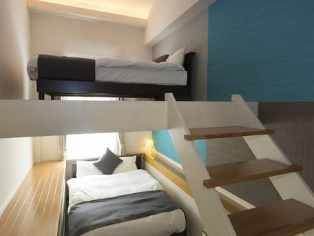 The Metropolitan / 5