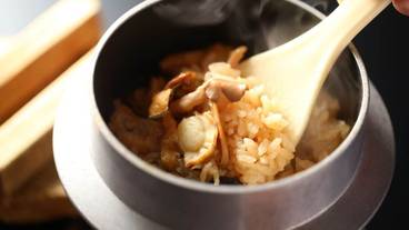 食事・飲み物 / 4