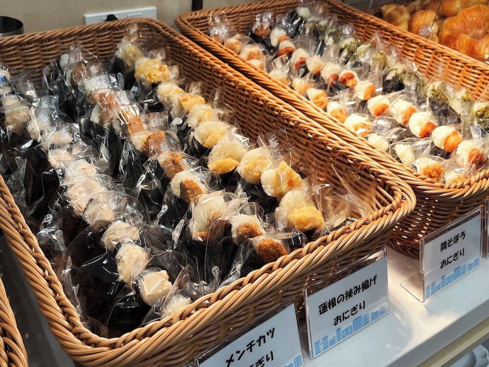 朝食