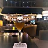 カラフルなカクテル
大人なひととき / 1