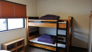 エコノミー 4 人部屋 禁煙 共用バスルーム