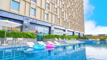 夏季営業屋外プール / 1