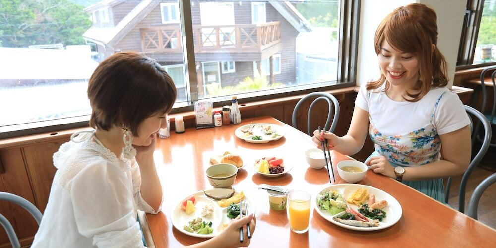 朝食
