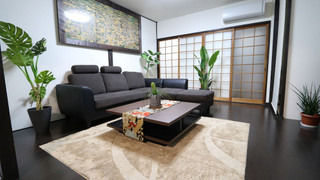 ハウス (Private Vacation Home)