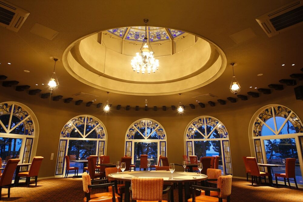 クラシックホテルで夕景＆美食に酔いしれる優雅な食事時間を3561826