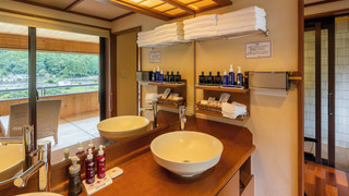 Mikazuki CLUB9 川しぶき 禁煙