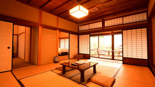 和室デラックスファミリールーム シャワートイレ付き 禁煙