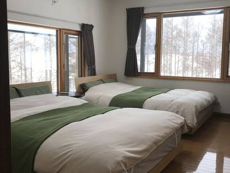 Ritz Garden Niji（旧：ペンション 虹） / 1