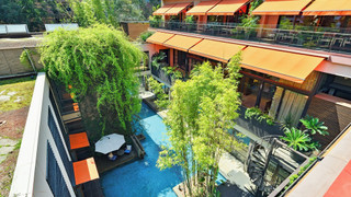 キング [サウナ/クラブラウンジ/ミニバー/バルコニー付]