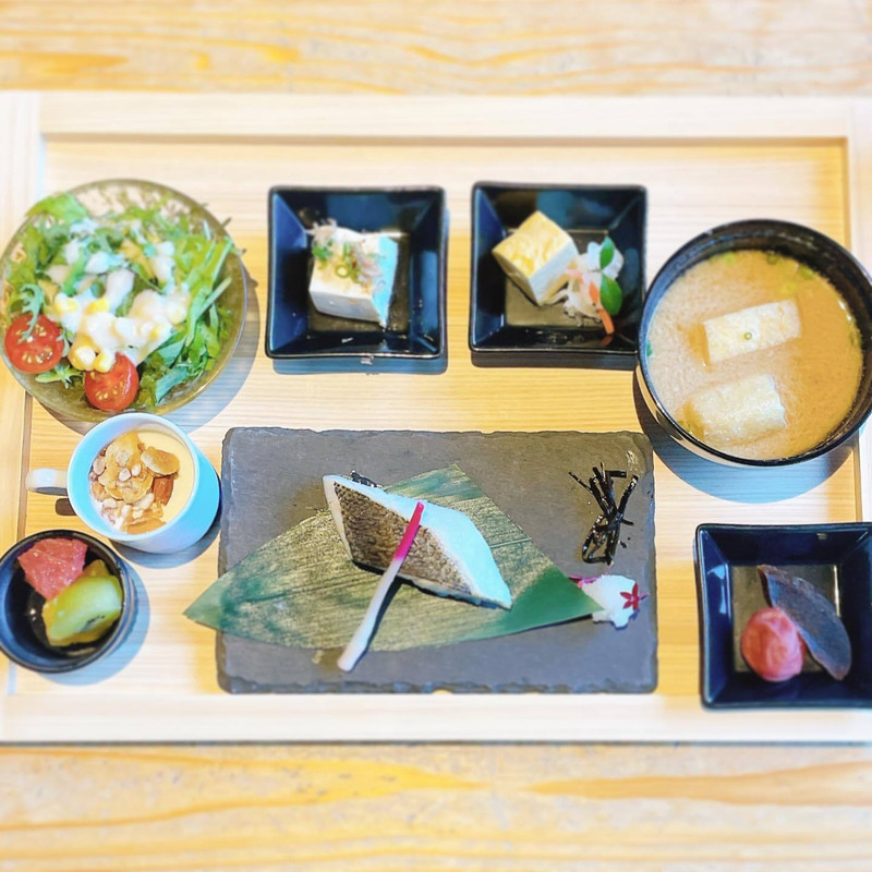 朝食メニュー一例