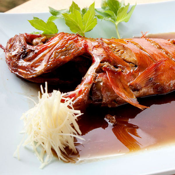 夕食　金目鯛の煮付け