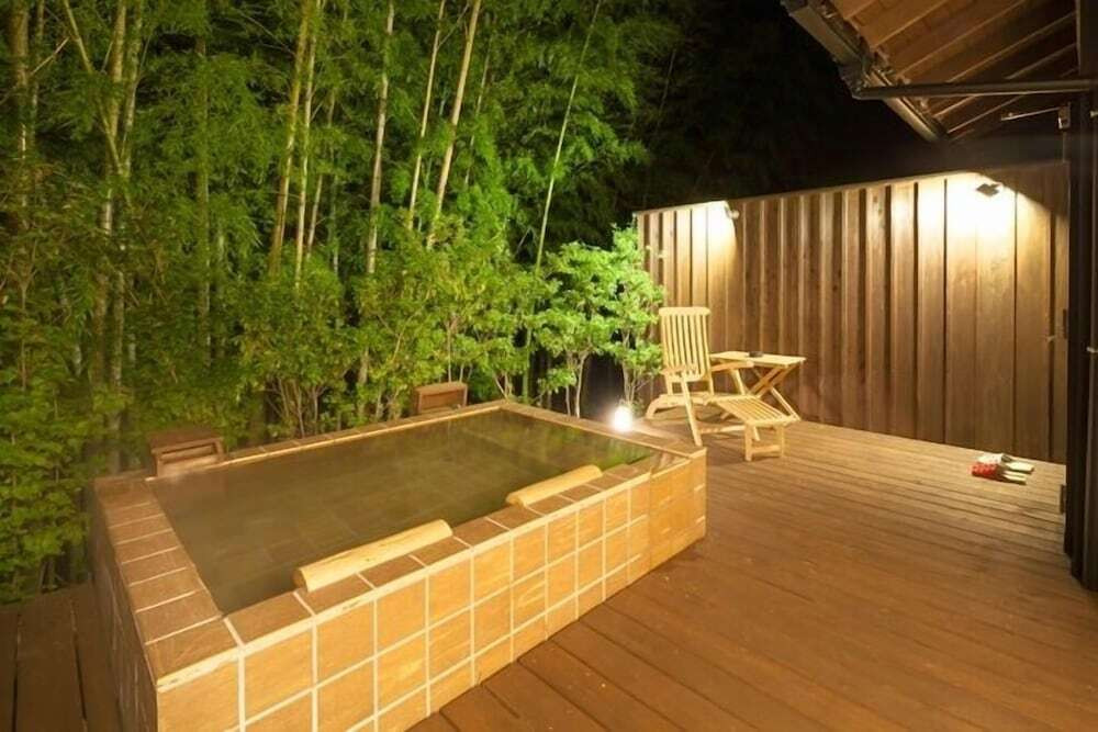 源泉かけ流し露天風呂で、心も身体もリフレッシュ♡3358554