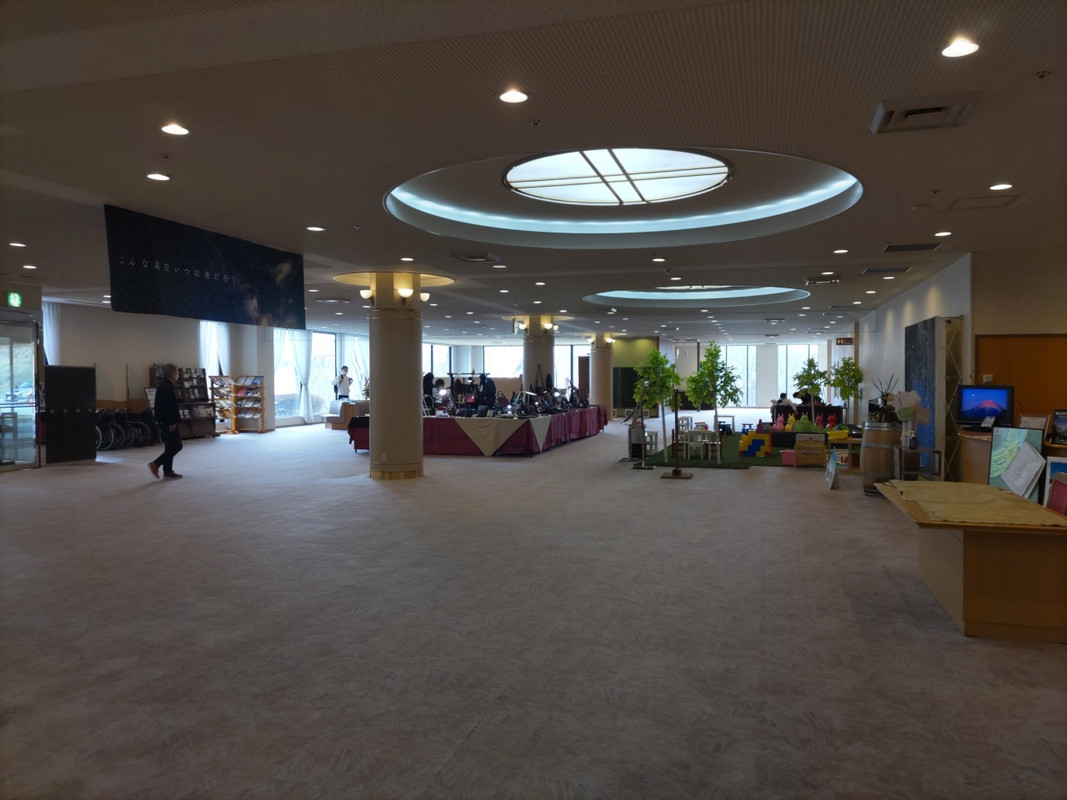 フロントとロビー