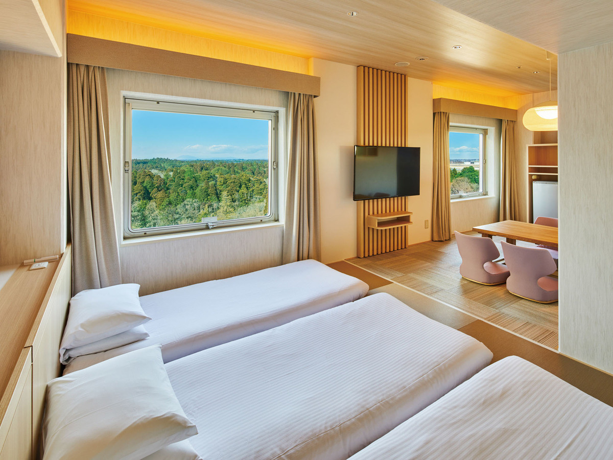 畳に布団で寝られる和洋室にバイキングで快適ステイ♪4281276