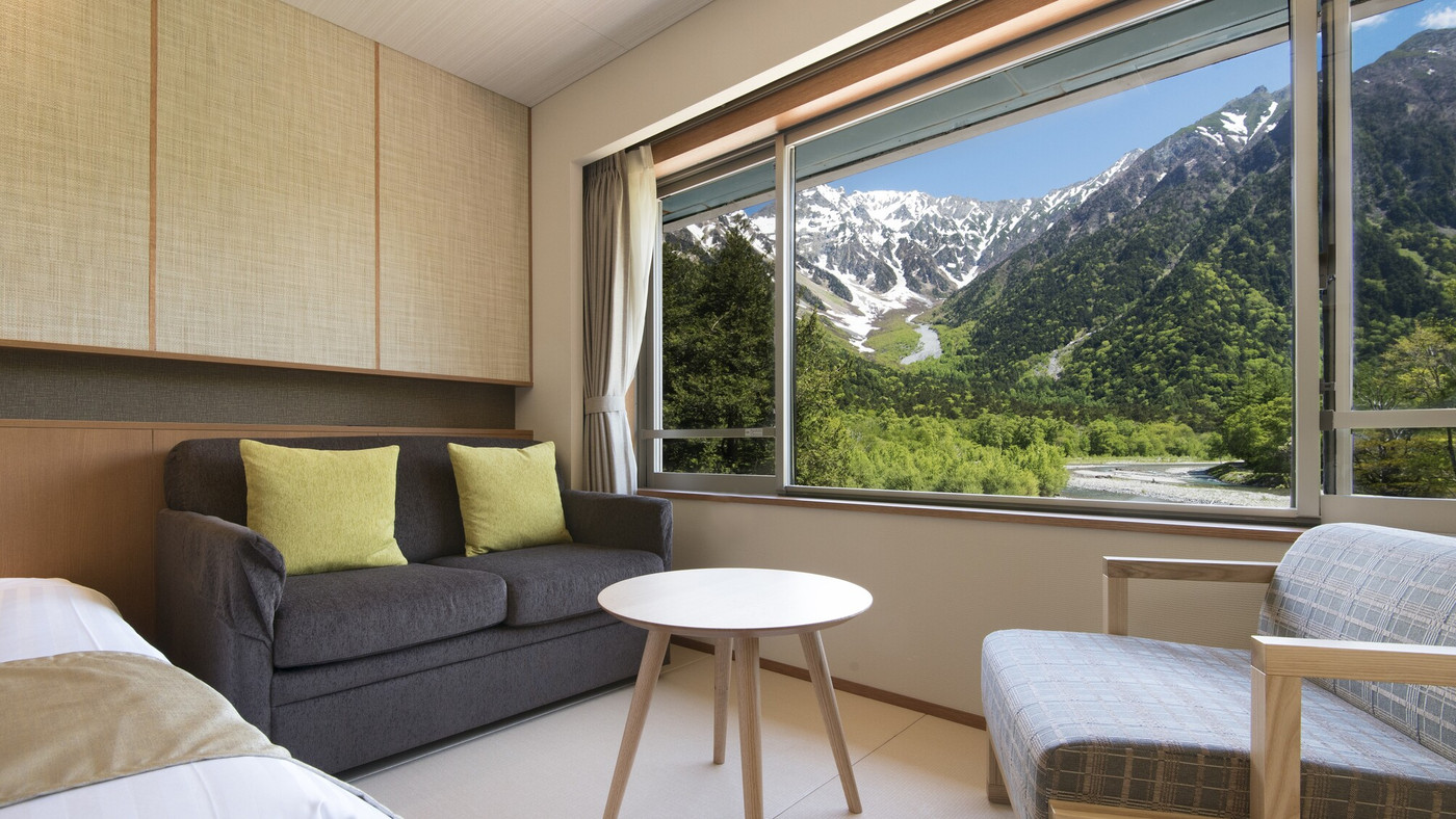 洗練された絶景テラスで非日常を楽しむ4022302