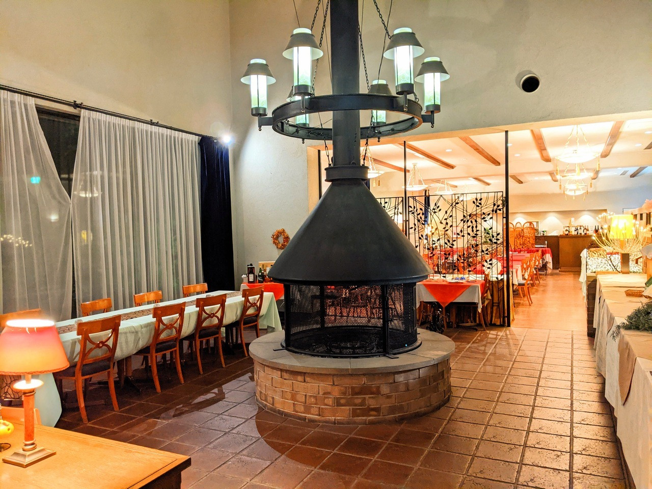 ガラス張りがステキ♡おしゃれなマウンテンリゾート4009447