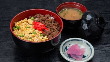 食事・飲み物 / 6