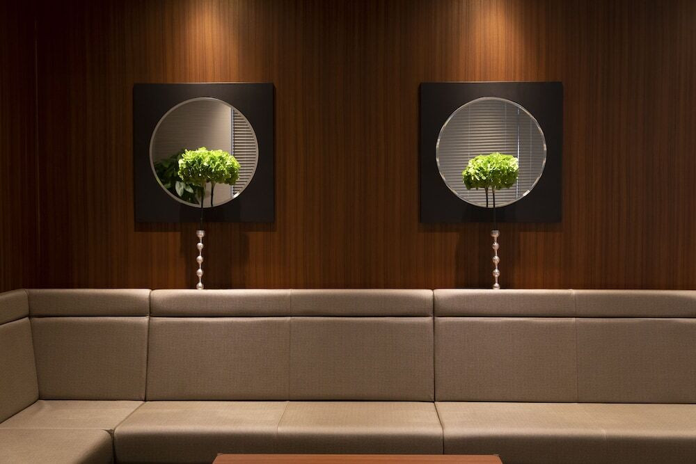 ロビーラウンジ