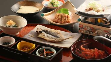 食事・飲み物 / 10