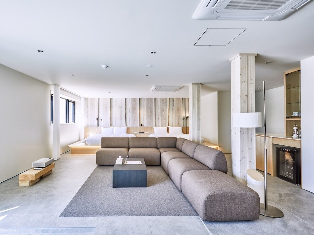 プライベートサウナスイート　リビングエリア