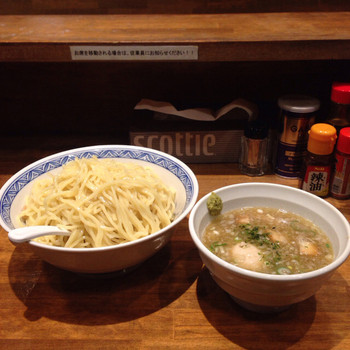 「めいげんそ」 料理 32952806 塩つけめん／880円（税込）+味玉／100円（税込）