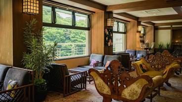 ロビー応接スペース / 8