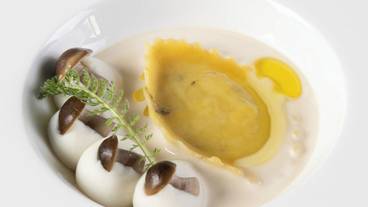 食事・飲み物 / 4