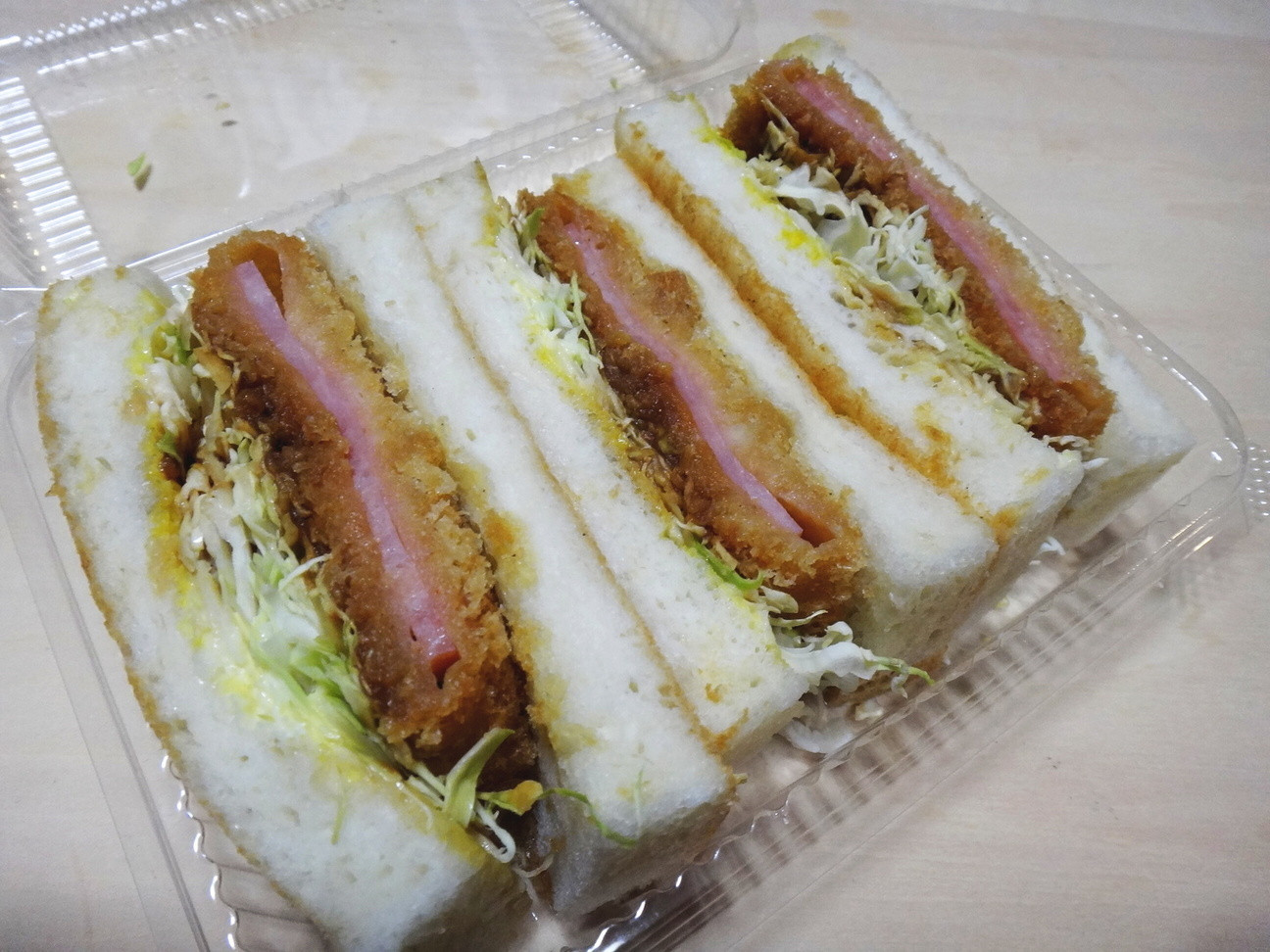 「オリエントベーカリー」料理 621701 みぞハムかつ