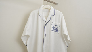 トリプルルーム シングルベッド 2 台 喫煙可