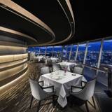 京都ビューが楽しめる
展望レストラン / 1