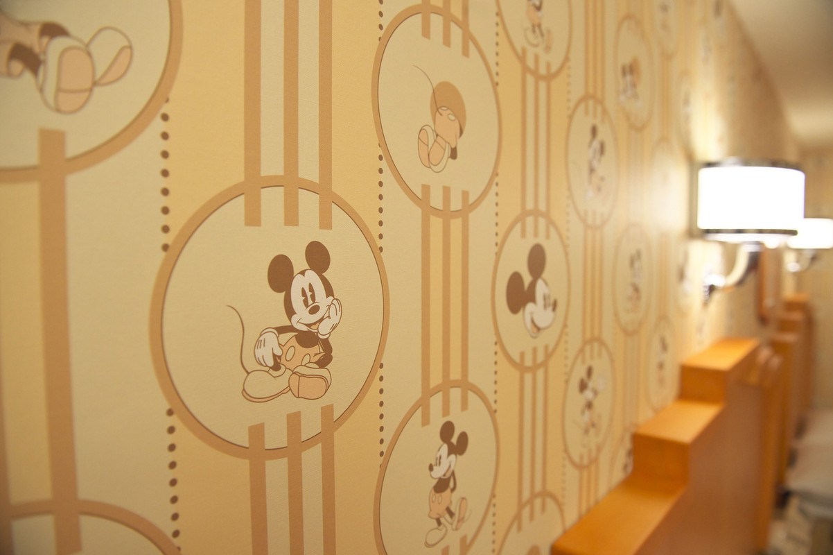 ミッキーマウスルームの壁紙