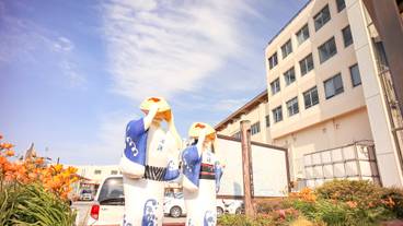 両津港ターミナル おけさ人形 / 3