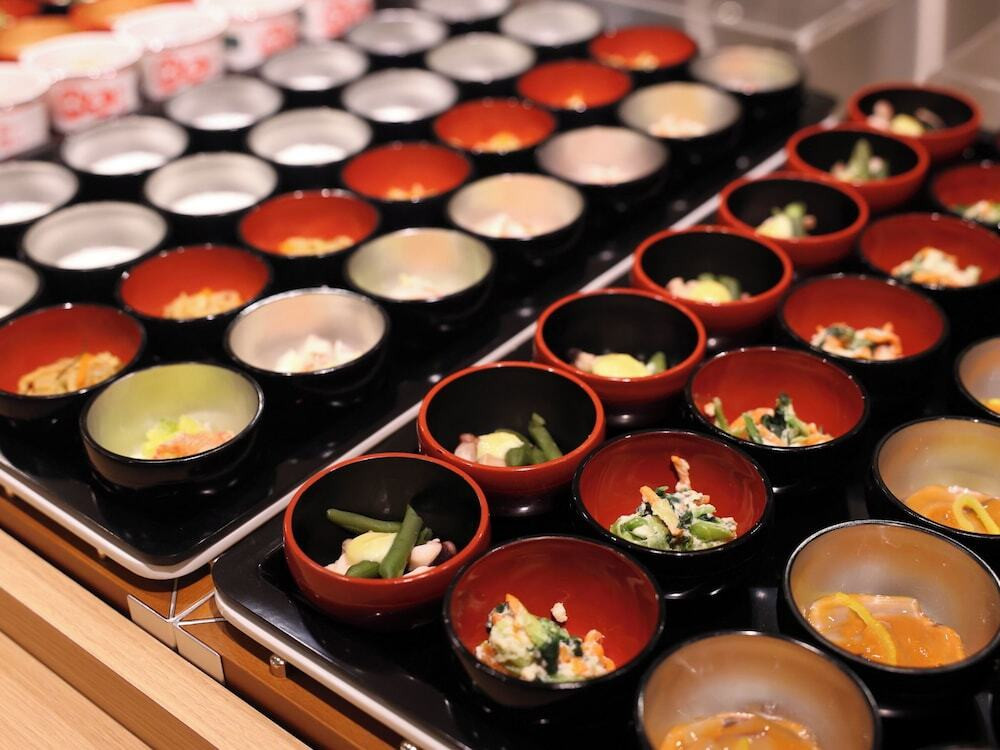 朝食