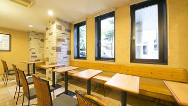 朝食スペース / 6