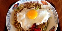 秋田を代表するB級グルメ！「横手やきそば」おすすめ店13選
