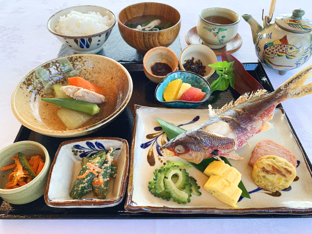 和朝食