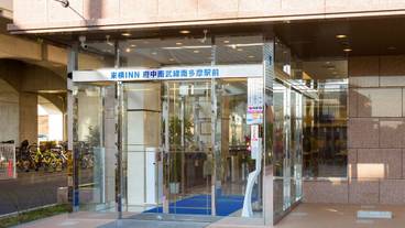 施設の入り口 / 11