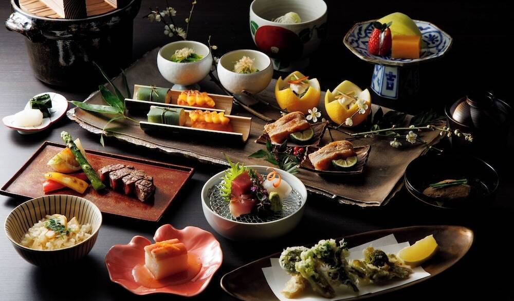 夕食／会席料理一例① / 1