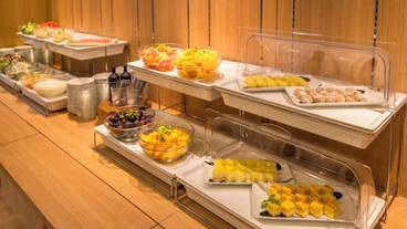 朝食ビュッフェ / 3