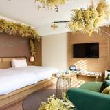 イエロードライフラワールーム / 5