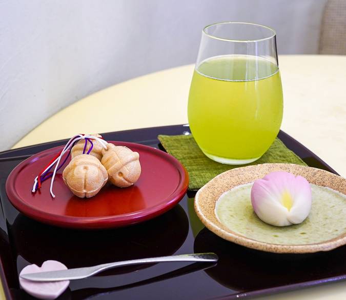 可愛くて美味しい
和菓子店で休憩 / 1