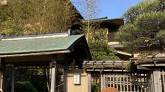 湖上に浮かぶ絶景の宿 はわい温泉 千年亭
