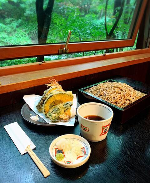 ペット連れもOK♪
名店でお蕎麦ランチ / 2